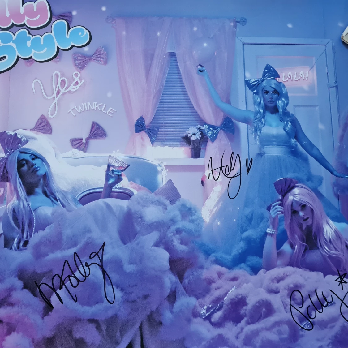 Tre stora Dolly styles posters - 91