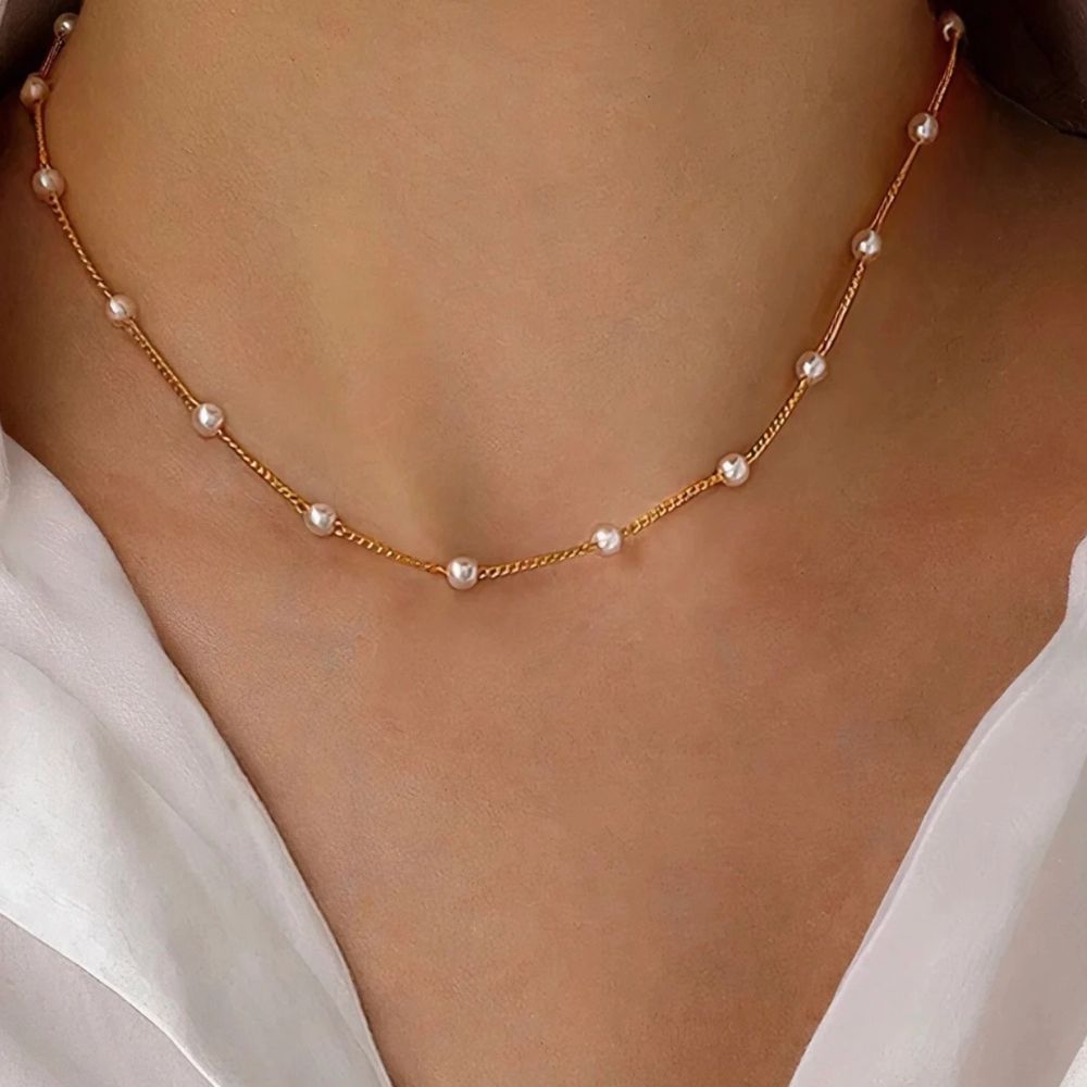 Egen gjort halsband med pärlor | Plick Second Hand