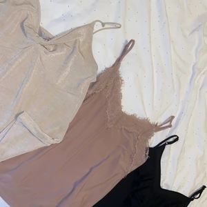 3st toppar/linnen - Bra skick på alla, säljer en för 50 och alla tre för 100