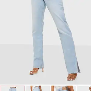 Säljer dessa Jeans från Nelly. De är super fina och perfekta nu till sommaren men säljer då dom är för stora för mig. Endast använda två gånger. Storlek 38 Nypris är 599 kr ,säljer för 250 
