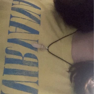 nirvana tee - nirvana t-shirt, köpte den i storlek L för jag ville ha oversized. !!frakt tillkommer!! skriv ifall du undrar något :)
