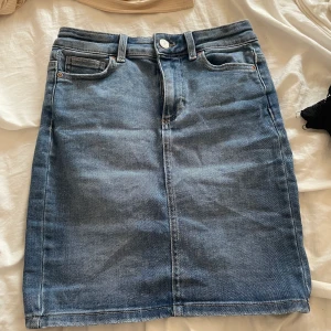 Tjol - Jättefin tjol men känner att den inte går till användning💕