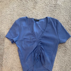 ❗️Blå zara topp❗️ - 💕Säljer denna toppen från zara då jag inte använder den längre. Toppen är i storlek M💕