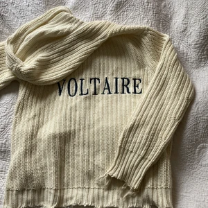 Zadig voltaire tröja - As najs och mysig tröja i nyckick!