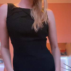 Ivanka Trump svart klänning stl 42