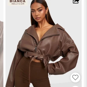 Skinnjacka brun - As snygg jacka från Bianca ingrosso kollektion, slutsåld på hemsidan. 💕