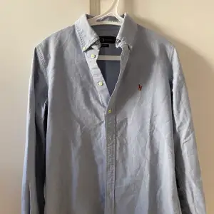 Ljusblå Ralph Lauren skjorta Custom Fit Storlek M 100% Bomull
