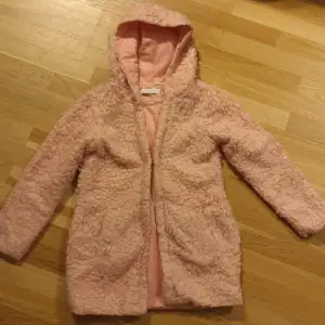 Second hand. Pink sweater for girl size 12.