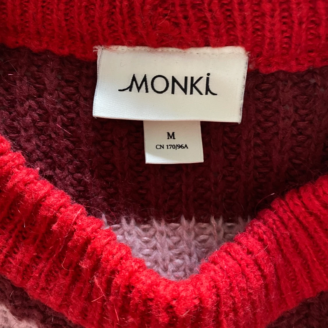 Monki storlek M - 90