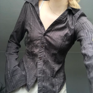 Skjorta - Brun skjorta strl M/S