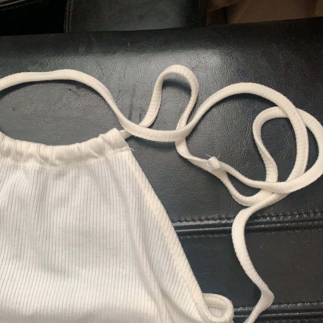 Vit halter neck top - 90