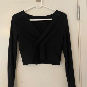 Svart topp - Fin