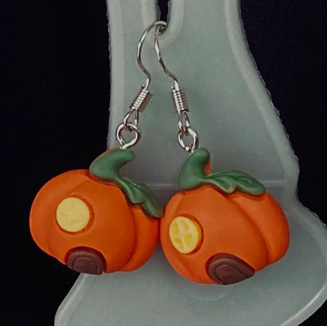 Pumpa örhängen 🧡 - 90