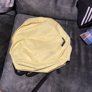 Eastpak väska - Neon eastpak väska