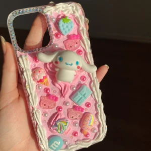 Decoden skal - iPhone 12PRO decoden telefonskal med cinnamoroll aldrig använt✨ 