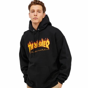 Trasher Hoodie - Säljer min Trasher hoodie. Köpt från junkyard för 1000 men pga fint användt skick säljs den för 700+frakt! Skriv privat för mer bilder!