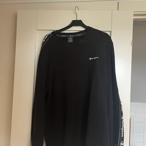 Champion sweatshirt  - Använd fåtal gånger