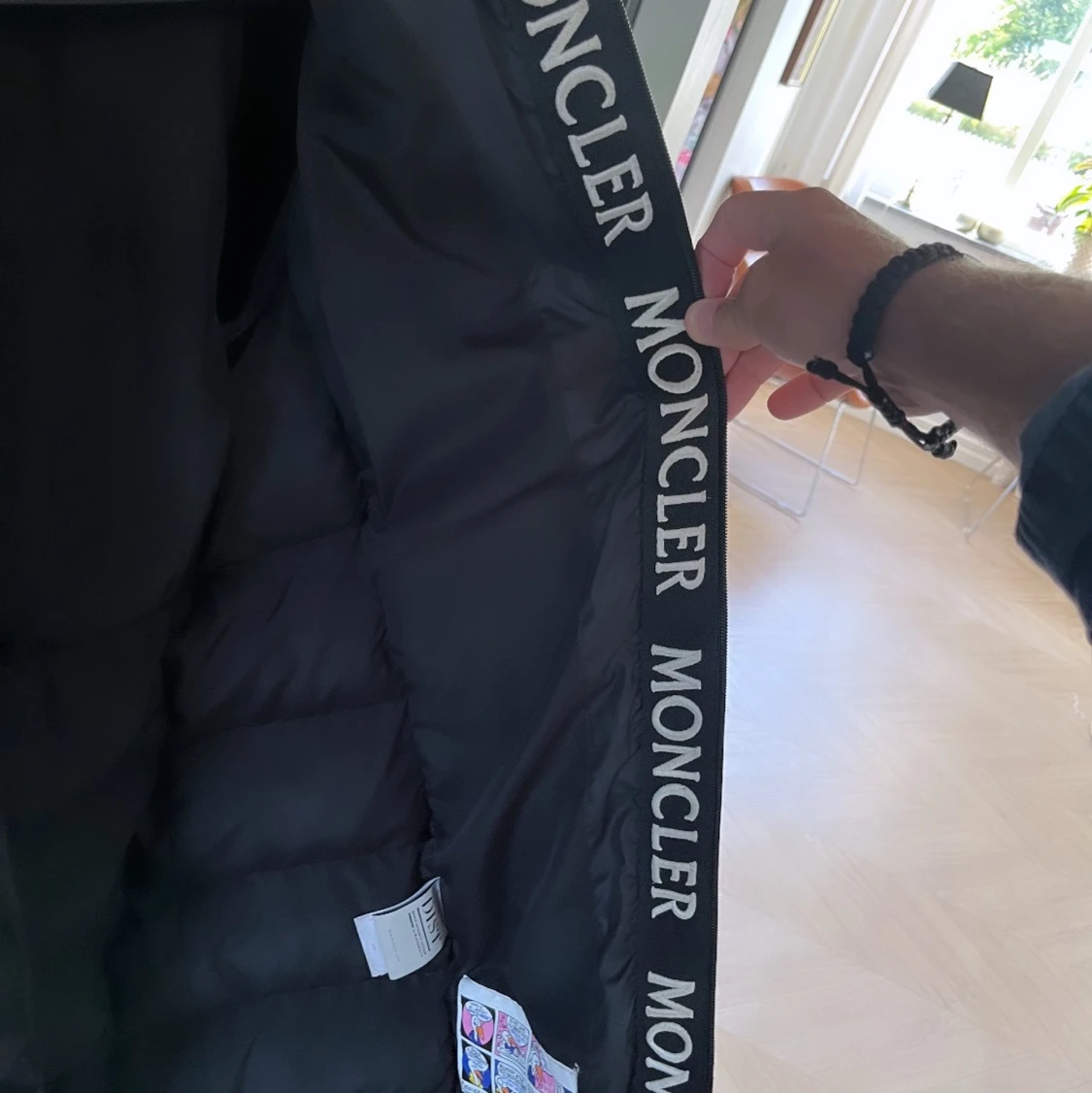 Moncler jacka  - 90