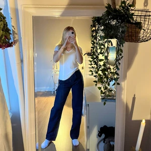 Jeans  - skitsnygga jeans!! Insydda bra i midjan 