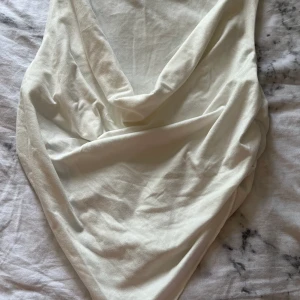 Toppar Storlek s - Passar M 