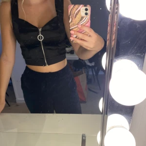 Linne - Linne ifrån hm, storlek 36 använt 1 gång! Pris: 100kr + frakt 