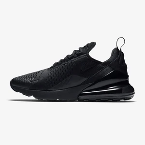 Nike skor - Nike air Max 270, jätte fint skick 