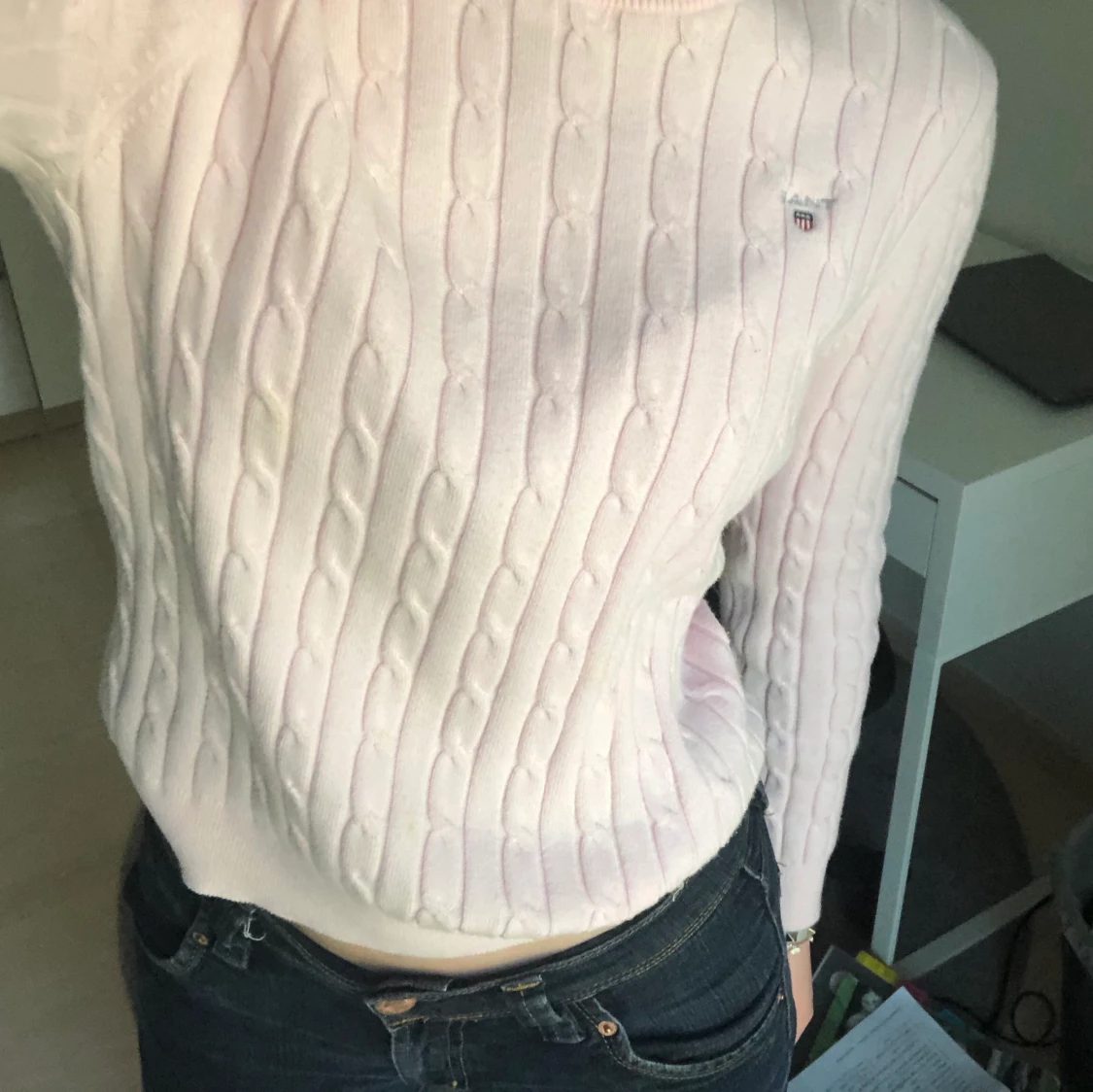 Rosa stickad GANT tröja storlek S