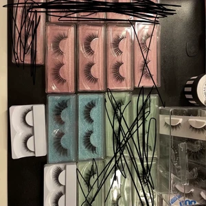 Massa fransar  - Säljer då jag beställde för många. 1 par av varje färg kvar 