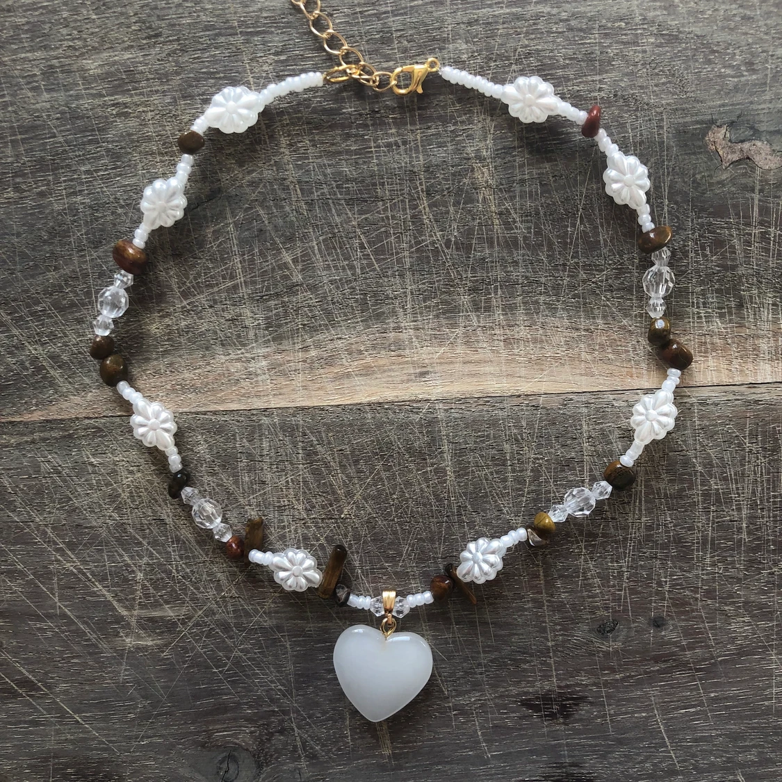 Halsband med tigeröga 