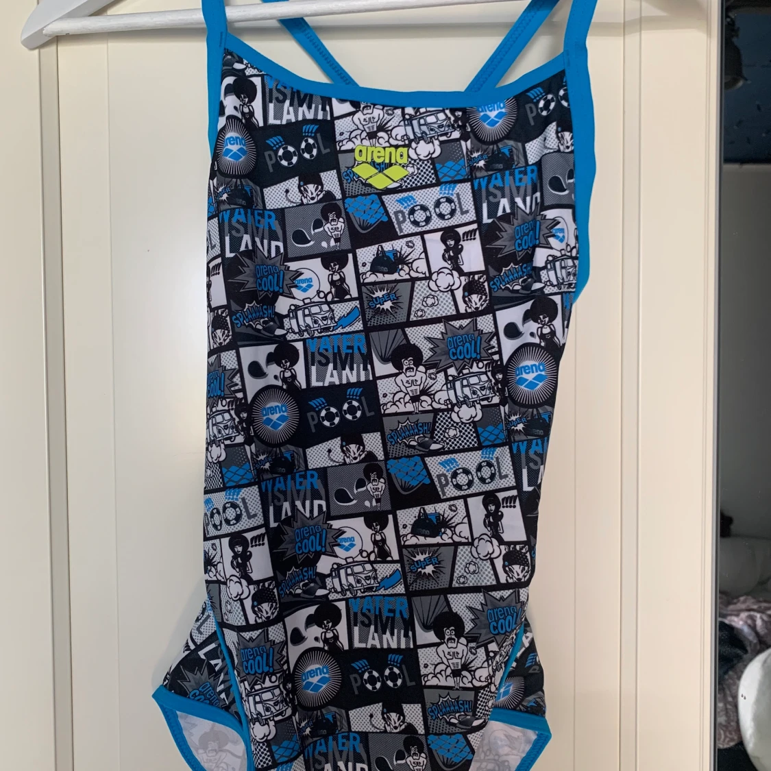 Arena baddräkt ljusblå