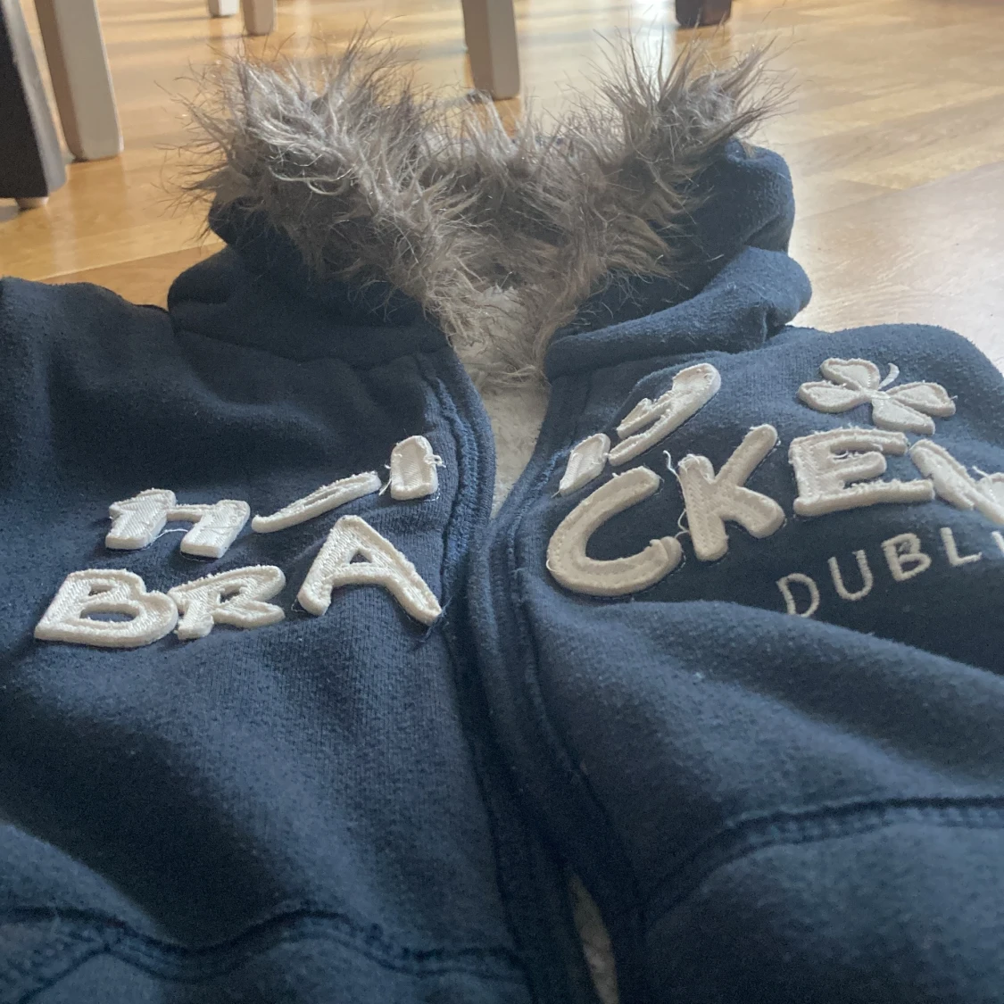 Sweat molly bracken  - 91