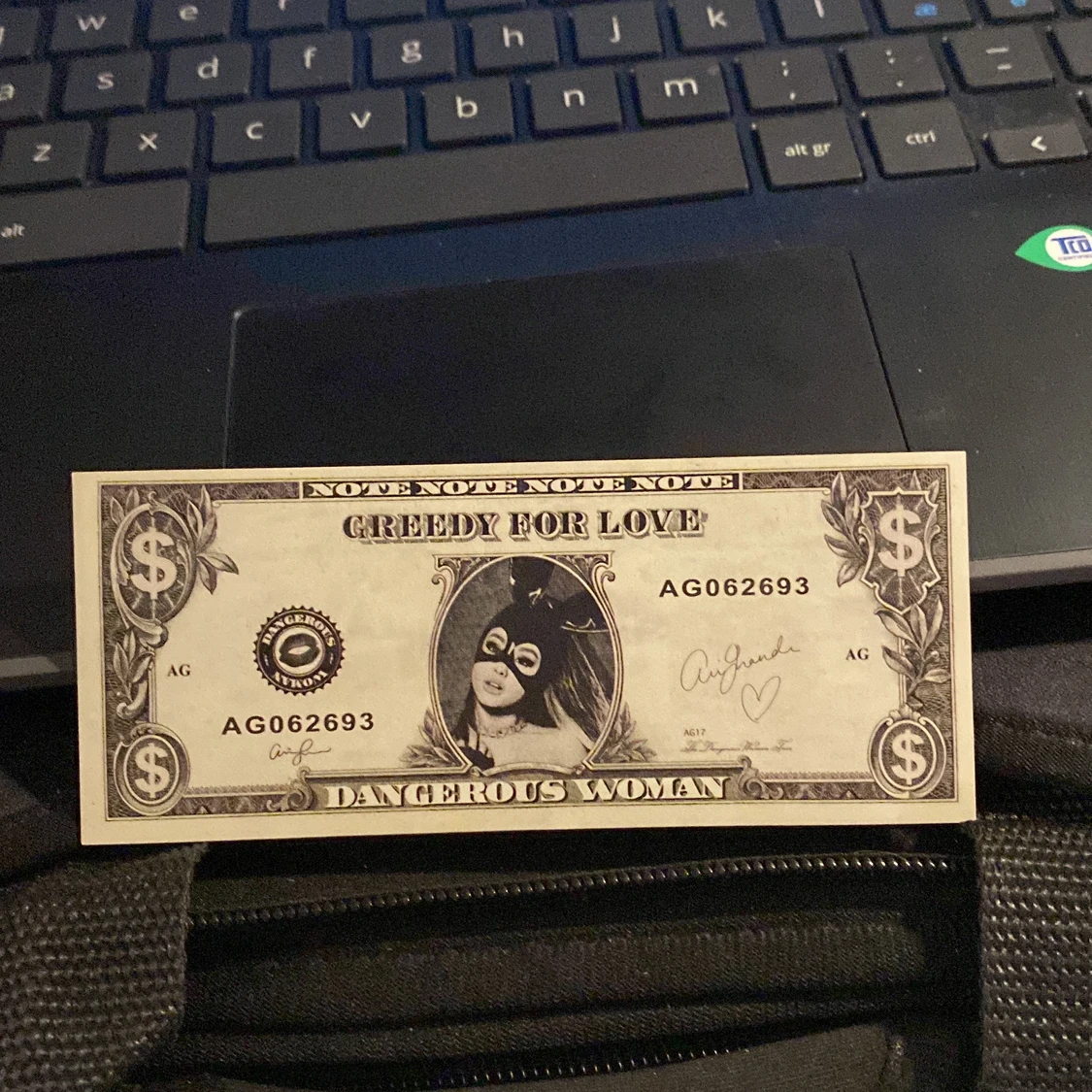 Ariana Grande Greedy Dollar - 90