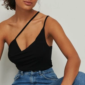 Fest topp - Super fin fest topp som inte kommer till användning 