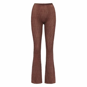 Skims byxor - Säljer Skims velvet flared legging i färg chestnut🤎 Så fina detaljer och skönt material, helt oanvända!! Slutsålda på hemsidan