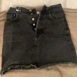 Jeanskjol - Snygg jeanskjol❤️‍🔥 från Other stories