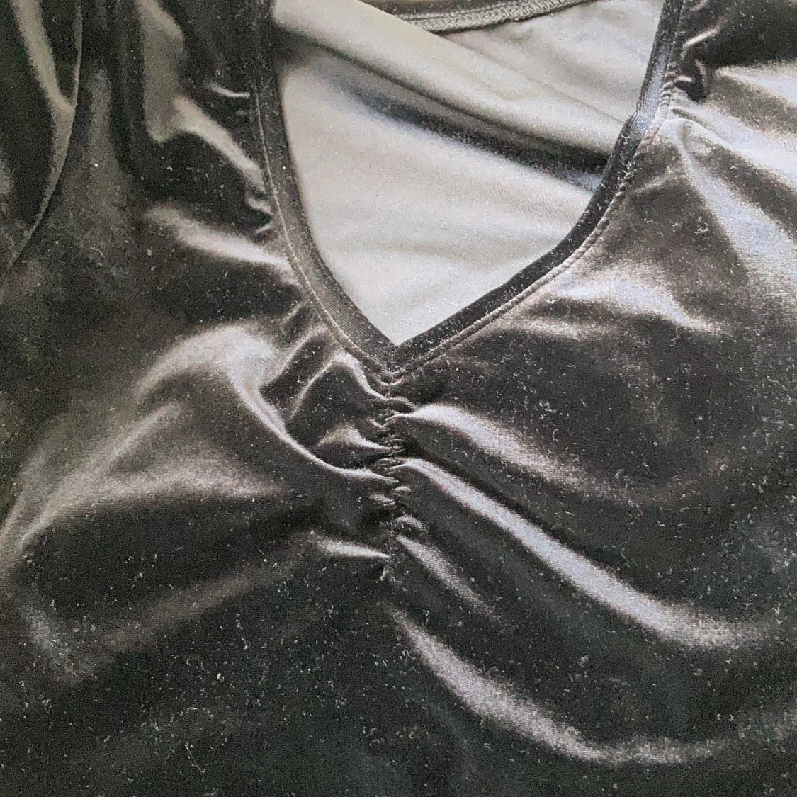 ♠️ svart topp i sammet! M/L - 91