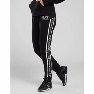 Emporio Armani mjukis - Aldrig använda prislapp kvar! Köpare står för frakt