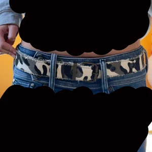 Skärp - Cool camou skärp. 💚 skärpet är 108CM långt 