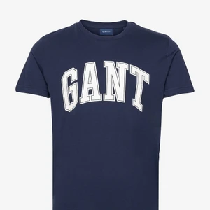Gant T-shirt - Oanvänd Gant T-shirt storlek 170. Bra skick, ( FRAKT BETALAS AV KÖPAREN )