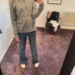 Sammet hoodie - Snygg sammet hoodie! Använd typ 3 gånger, men i perfekt skick! 