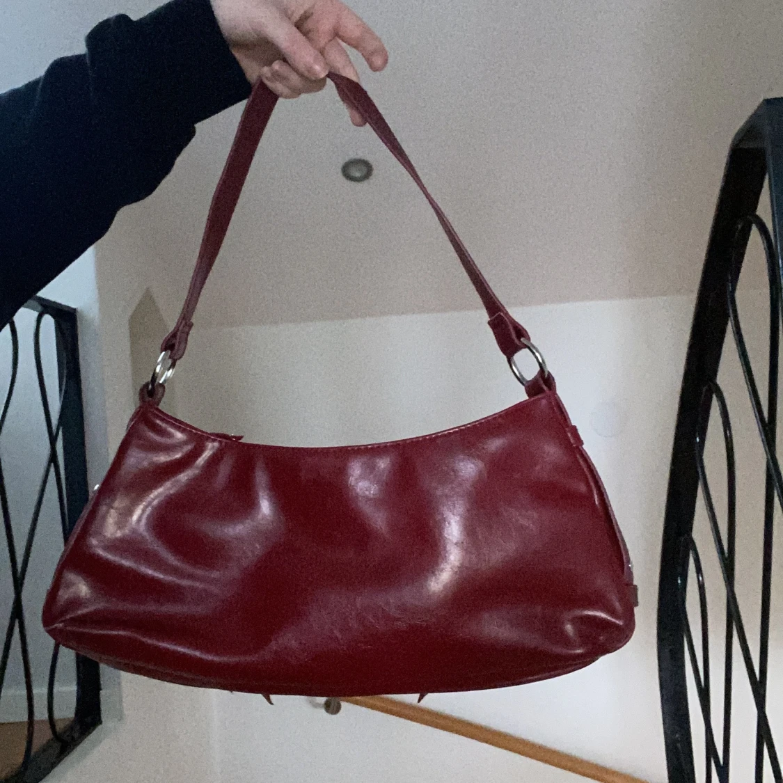 Röd Axelväska - 90