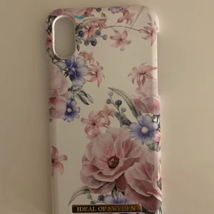 Ideal of sweden skal - Liten skada i hörnet på skalet, men väldigt fint. Säljer pga mobilbyte.