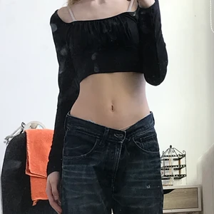 Tröja - Super snygg tröja i storlek xs! Säljer för 40kr plus frakt! Skriv för mer bilder eller så.