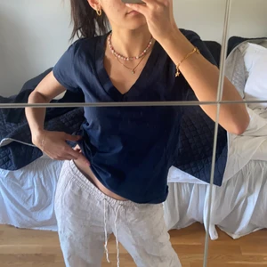 Blå tshirt  - Blå tshirt 