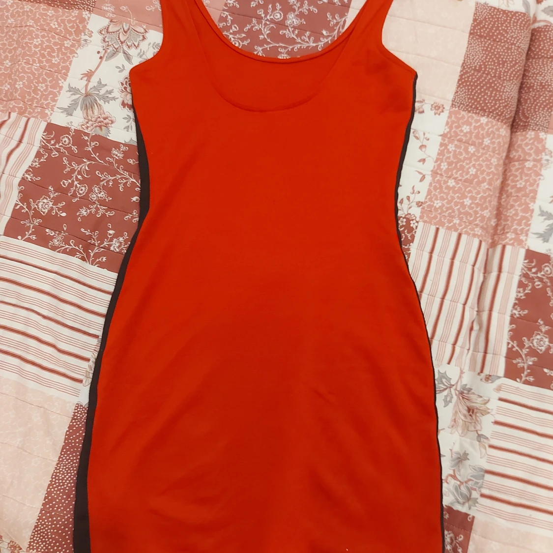 H&M klänning storlek 32 - 90