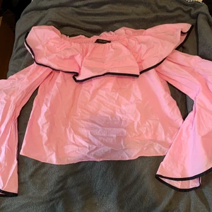 Topp - Lite skrynklig på bild