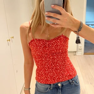 Zara topp - Såå söt topp från zara i storlek XS, använd 1 gång❤️