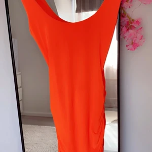 Neon klänning fashionnova 🧡 - Neon klänning 