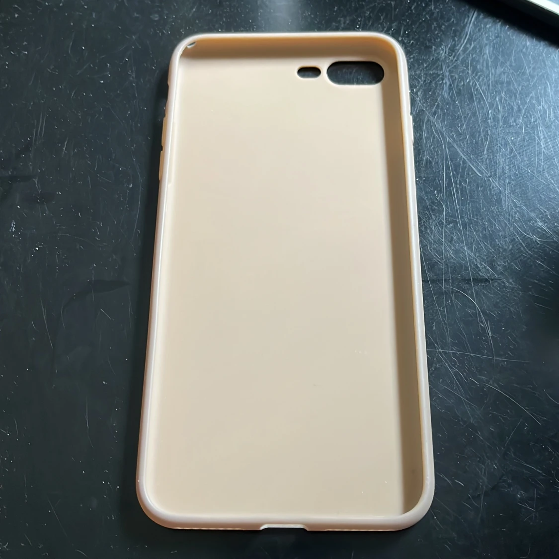 Skal för iPhone 7+/8+ - 90