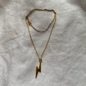 Halsband blixt - Ett halsband med blixt